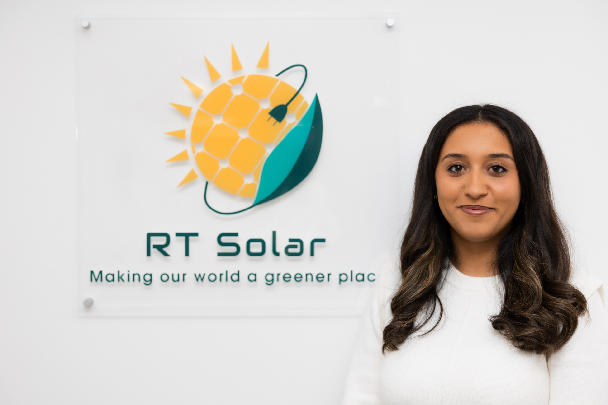 Jamilla, Customer Service Advisor, RT Solar